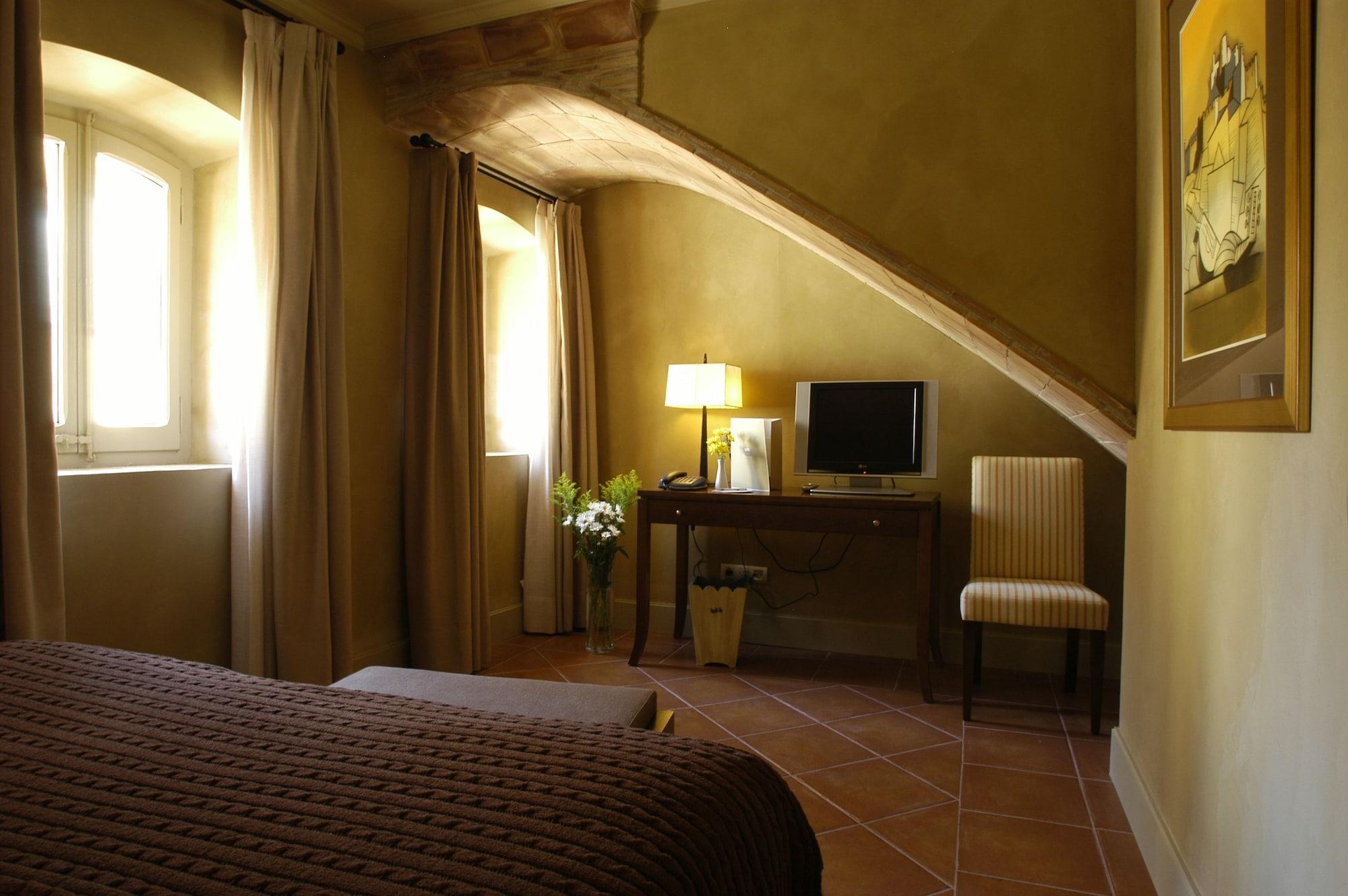 Bremon Boutique Hotel By Duquessa Hotel Collection Cardona Room photo
